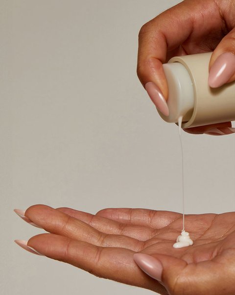 7 Tips Makeup Wanita Musim Dingin yang Bikin Wajah Tetap Glowing dan Tahan Lama!