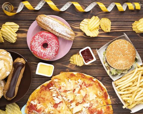 Ilustrasi obesitas, perut buncit. (Photo by Andres Ayrton/Pexels)