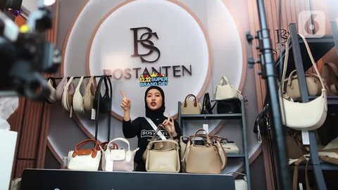 Menteri Koordinator bidang Perekonomian Airlangga Hartarto menargetkan nilai transaksi selama Harbolnas 2024 hingga Rp40 Triliun. (Liputan6.com/Angga Yuniar)