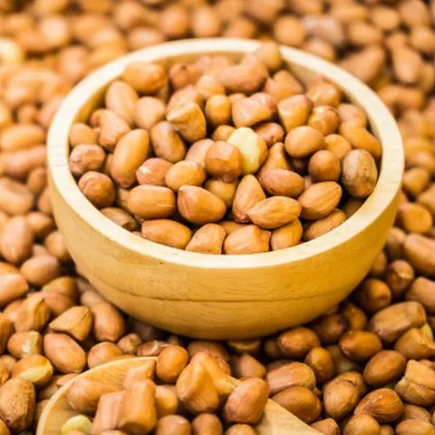 Ilustrasi peyek kacang renyah. (Copyright: shutterstock.com/wisely)