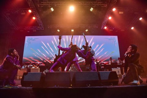 Momen El Rumi Kolaborasi di Konser 20 Tahun The Changcuters, Netizen: Vokalis Magang Tercakep