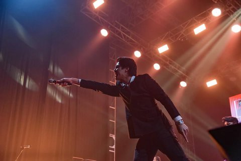 Momen El Rumi Kolaborasi di Konser 20 Tahun The Changcuters, Netizen: Vokalis Magang Tercakep