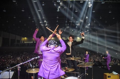 Momen El Rumi Kolaborasi di Konser 20 Tahun The Changcuters, Netizen: Vokalis Magang Tercakep
