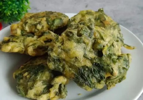 Bakwan bayam. (dok. Kobe)