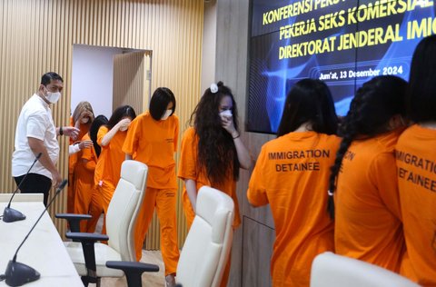 FOTO: Ini 12 Wanita Asal Vietnam Diduga Jadi PSK di Jakarta Utara, Patok Harga Rp5,6 Juta Sekali Kencan