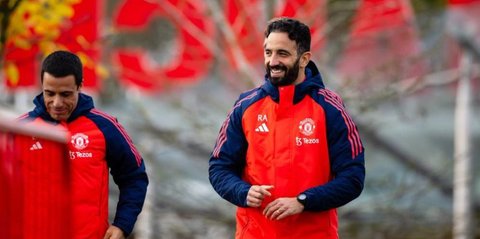 Sempat Digosipkan Jadi Calon Manajer Manchester City, Ruben Amorim: Hoax Doang Itu Mah!