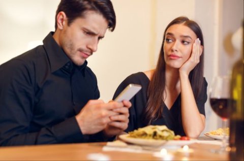 Waspada! 7 Kesalahan yang Bikin Ilfeel di Pertemuan Pertama
