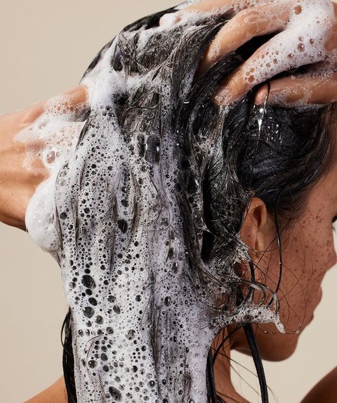 Atasi Kulit Rambut Kering dengan 7 Cara Ini dan Dapatkan Rambut Sehat Alami