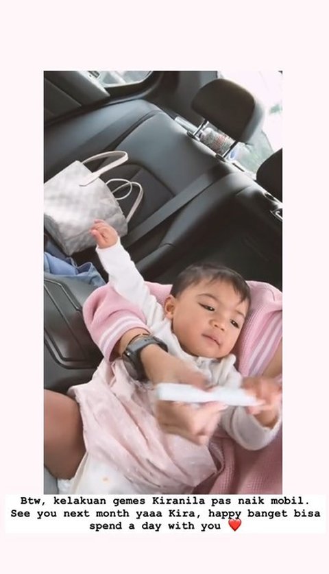 Untungnya Nana yang sudah terlanjur sayang pada bayi itu masih tetap diperbolehkan untuk menjenguk.