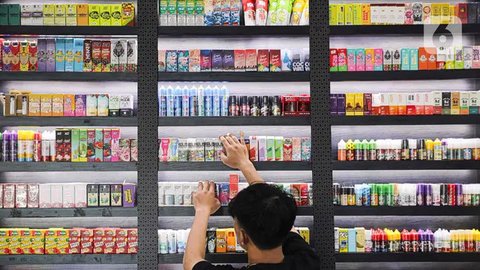 Keberadaan rokok elektrik mendapat sorotan dari Badan Kesehatan Dunia atau World Health Organization (WHO). (Liputan6.com/Faizal Fanani)