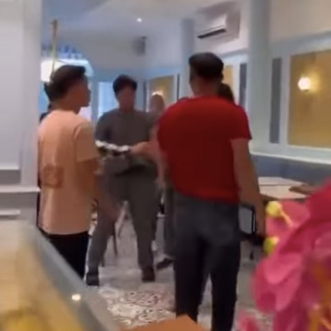 pemukulan dokter koas