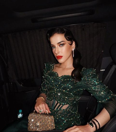 7 Potret Tasya Farasya Raih Beauty dan Fashion Creator of the Year, Ini Detail Penampilannya