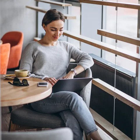 Sikap positif./copyright freepik.com/author/freepik