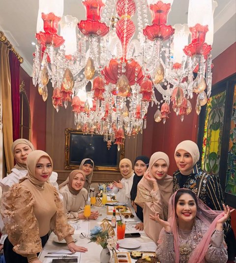 Pesona Tiga Selebriti Indonesia yang Tetap Awet Muda, Silvana Herman, Paramitha Rusady, dan Marini Zumarnis