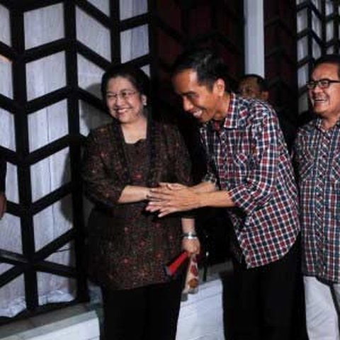 Resmi! Megawati Akhirnya Pecat Jokowi dan Keluarganya dari PDIP