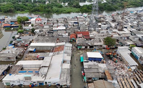 FOTO: Pantauan Udara Banjir Rob Kepung Wilayah Pesisir Jakarta