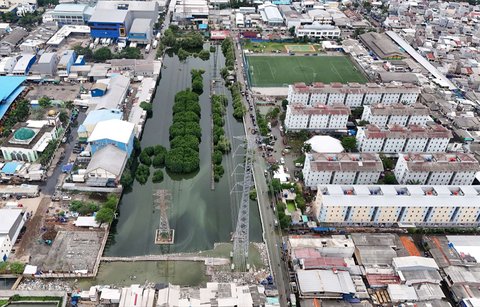 FOTO: Pantauan Udara Banjir Rob Kepung Wilayah Pesisir Jakarta