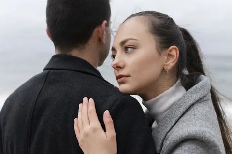 Berikut lima hal yang harus Anda tahu dari pasangan agar hubungan semakin lengket dan langgeng. (Foto: iStockphoto)