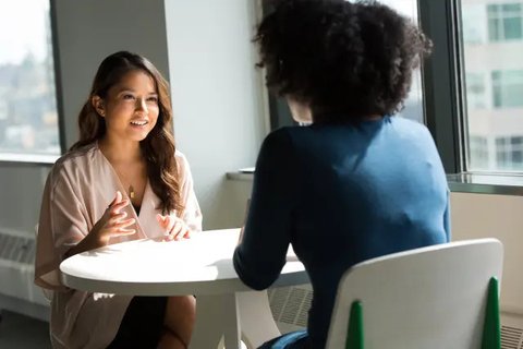 EQ alias emotional intelligence atau kecerdasan emosional saat ini terlihat lebih diperhitungkan dalam karier. Ini Alasannya.