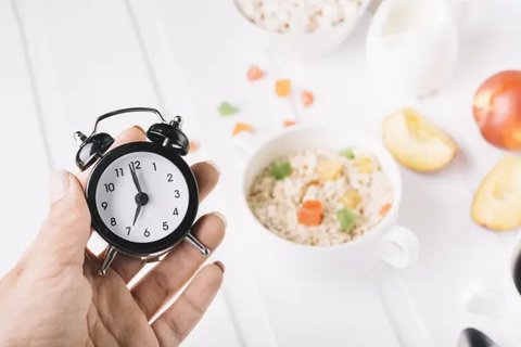 Intermittent fasting menyebabkan pertumbuhan rambut jadi lambat (dok pixabay.com)