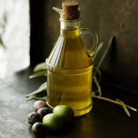 Bagaimana proses memasak sebuah makanan juga perlu diperhatikan untuk membantu menurunkan kadar kolesterol. (Foto: Pexels/cottonbro studio)