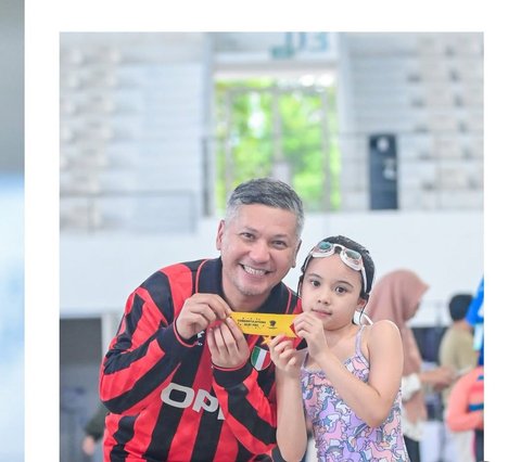 Momen Gading Marten Beri Dukungan untuk Gempita saat Ikut Lomba Renang, "Proud Papa"