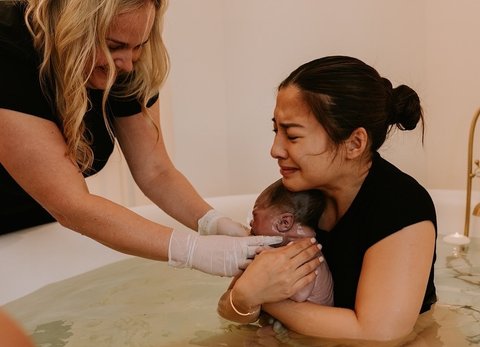 Nikita Willy Melahirkan Anak Kedua, Pakai Metode Water Birth