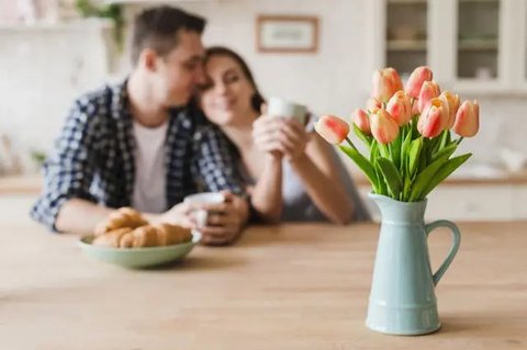 Pasangan. (foto: Pinterest/Dreamstime Stock Photos).