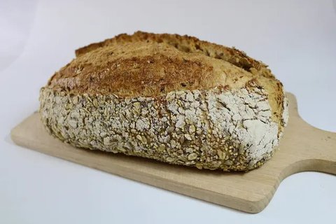 Ilustrasi roti sourdough. (dok. Unsplash.com/@vickyng)