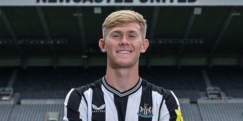 7 Kandidat Pengganti Andy Robertson di Liverpool: Termasuk Bek dari Newcastle dan AC Milan