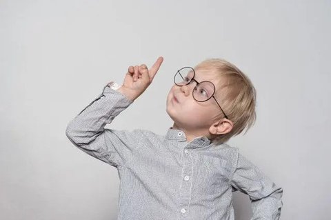 Anak Kecil. (foto: Pinterest/Freepik).