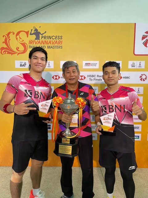 Herry Iman Pierngadi, Pelatih Ganda Putra Indonesia. (Bola.com/Nicklas Hanoatubun)