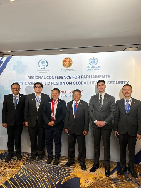 Penampilannya yang tenang dan percaya diri di forum tersebut mendapat banyak pujian. Dalam konferensi itu, Verrell aktif berdiskusi dengan para pemimpin dan pejabat dari berbagai negara Asia-Pasifik.&nbsp;