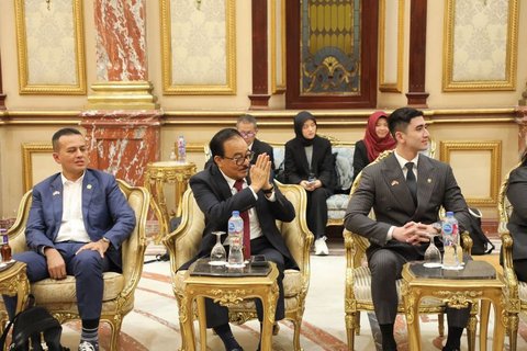 Sikap profesional Verrell menuai apresiasi dari banyak pihak, termasuk warganet. Banyak yang memuji penampilannya yang cerdas, sopan, dan mampu membawa nama baik Indonesia.&nbsp;