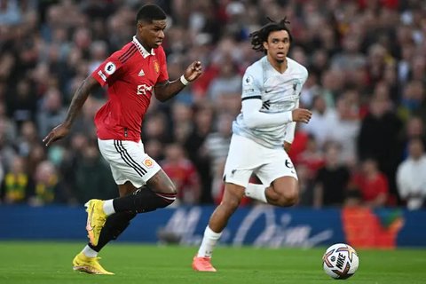 Kemenangan 2-1 Manchester United atas Liverpool di pekan ke-3 Liga Inggris musim 2022/2023 pada 23 Agustus 2022 lalu membawa catatan tersendiri bagi Marcus Rashford yang mencetak salah satu g