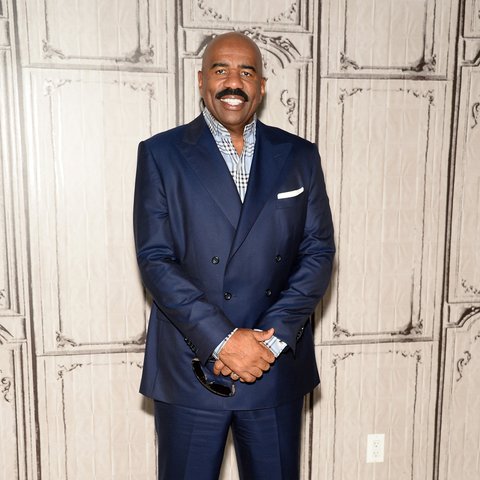 Hoax News Steve Harvey's Death Allegedly Written By AI Journalism ...