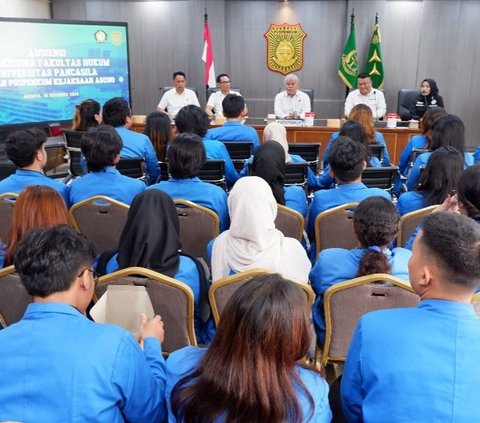 Kunjungan Studi Senat Mahasiswa FH Universitas Pancasila, Kapuspenkum Kenalkan Tugas Fungsi Kejaksaan