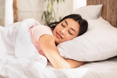 Periksa Kadar Gula Darah (Credit: Shutterstock/Wulandari Wulandari)