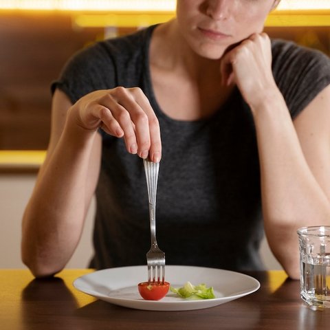 Ilustrasi Tidak Sarapan Bikin Gemuk