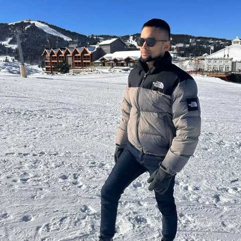 Momen Lucu Shireen Sungkar dan Teuku Wisnu Saat Foto-foto, Fakta di Balik Caption 'Cape Banget'