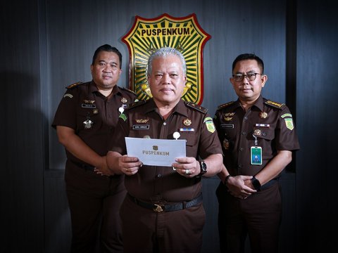 Kejaksaan Agung Periksa Tiga Saksi Terkait Perkara Impor Gula