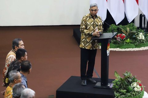 FOTO: Ucap Pakta Integritas, Pimpinan dan Dewas KPK Resmi Mulai Menjabat