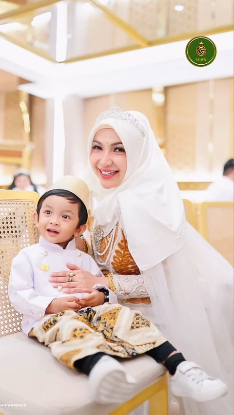Potret Sulthan, Anak Roro Fitria yang Makin Besar Makin Ganteng