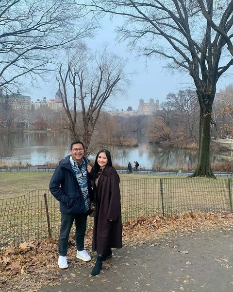 Baik Prilly maupun Iman Usman sama-sama pernah membagikan momen bersama melalui media sosial. Mulai dari acara santai hingga kegiatan formal, unggahan keduanya kerap memancing komentar netizen.