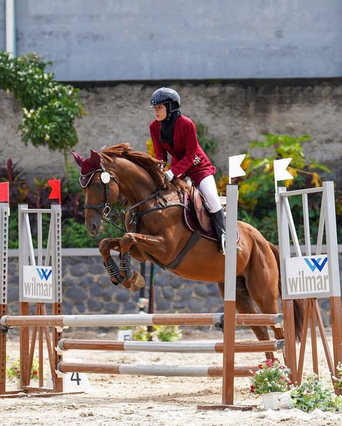 7 Potret Cut Syifa Ikut Kompetisi Berkuda, Dapat Banyak Ucapan dari Netizen