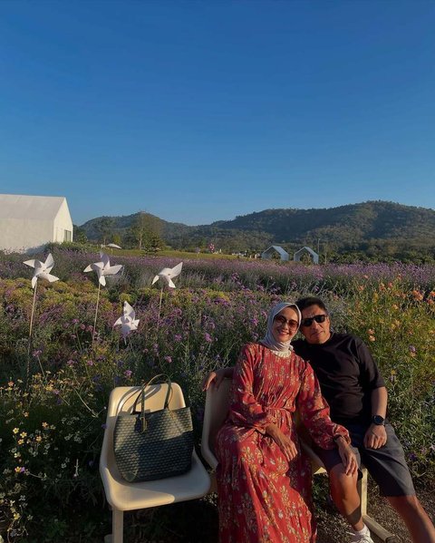 Alya dan keluarga kali ini memilih wilayah lain di Thailand, Khao Yai, tiga jam perjalanan dari Bangkok.