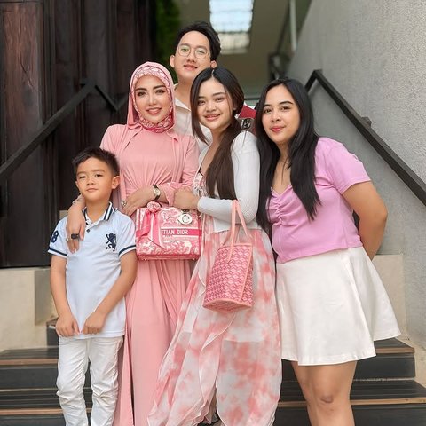 Momen Bella Shofie dapat ucapan Hari Ibu dari Anak Sambung, Sweet Dimasakin Makanan Khusus