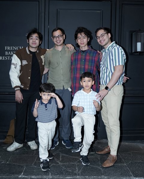 Surya Sahetapy Bertemu Ray Sahetapy Setelah 3 Tahun di Amerika, Doakan untuk Kesehatan Sang Ayah