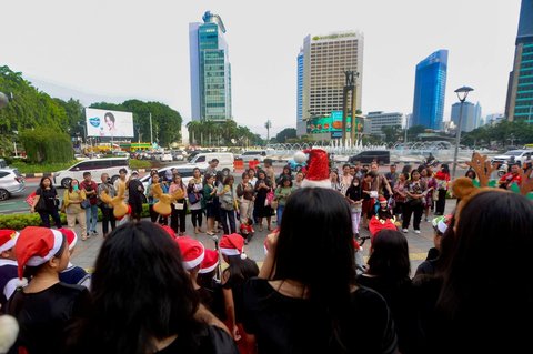 FOTO: Semarak Christmas Carol Sambut Perayaan Natal di Jakarta