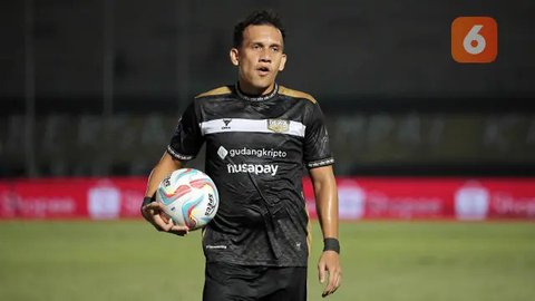 Striker Persija Gustavo Almeida mencetak hat-trick ke gawang PSS Sleman dalam laga BRI Liga 1 2024/2025 di Jakarta International Stadium (JIS), Sabtu (21/12/2024). (Dok. LIB)